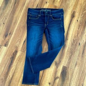 Woman’s American Eagle Crop Pant 8